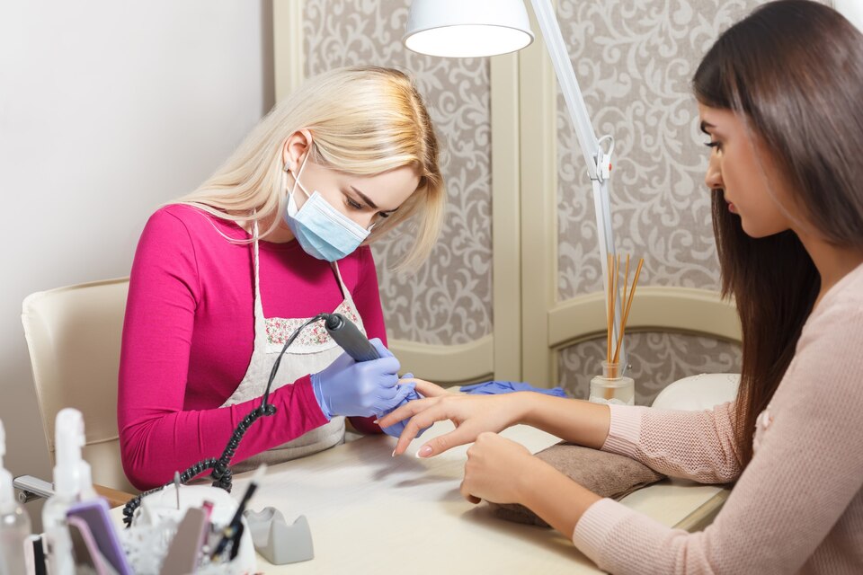 İmamoğlu Manikürcü